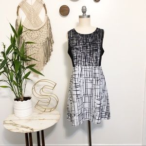 Jaye.e Black and White Graphic Dress